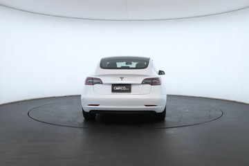 https://vehicle-cdn.autoleague.cloud/30675_61038094_14.jpg