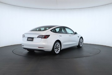 https://vehicle-cdn.autoleague.cloud/30675_61038094_18.jpg