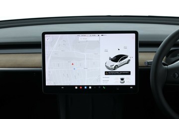 https://vehicle-cdn.autoleague.cloud/30675_61038094_25.jpg