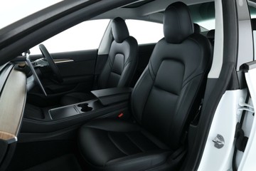 https://vehicle-cdn.autoleague.cloud/30675_61038094_31.jpg