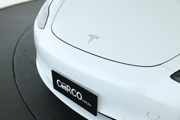 https://vehicle-cdn.autoleague.cloud/30675_61038094_8.jpg