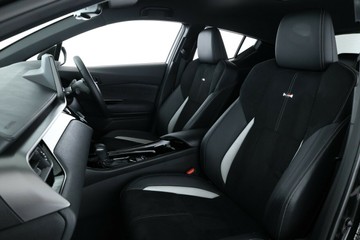 https://vehicle-cdn.autoleague.cloud/30675_61038147_32.jpg