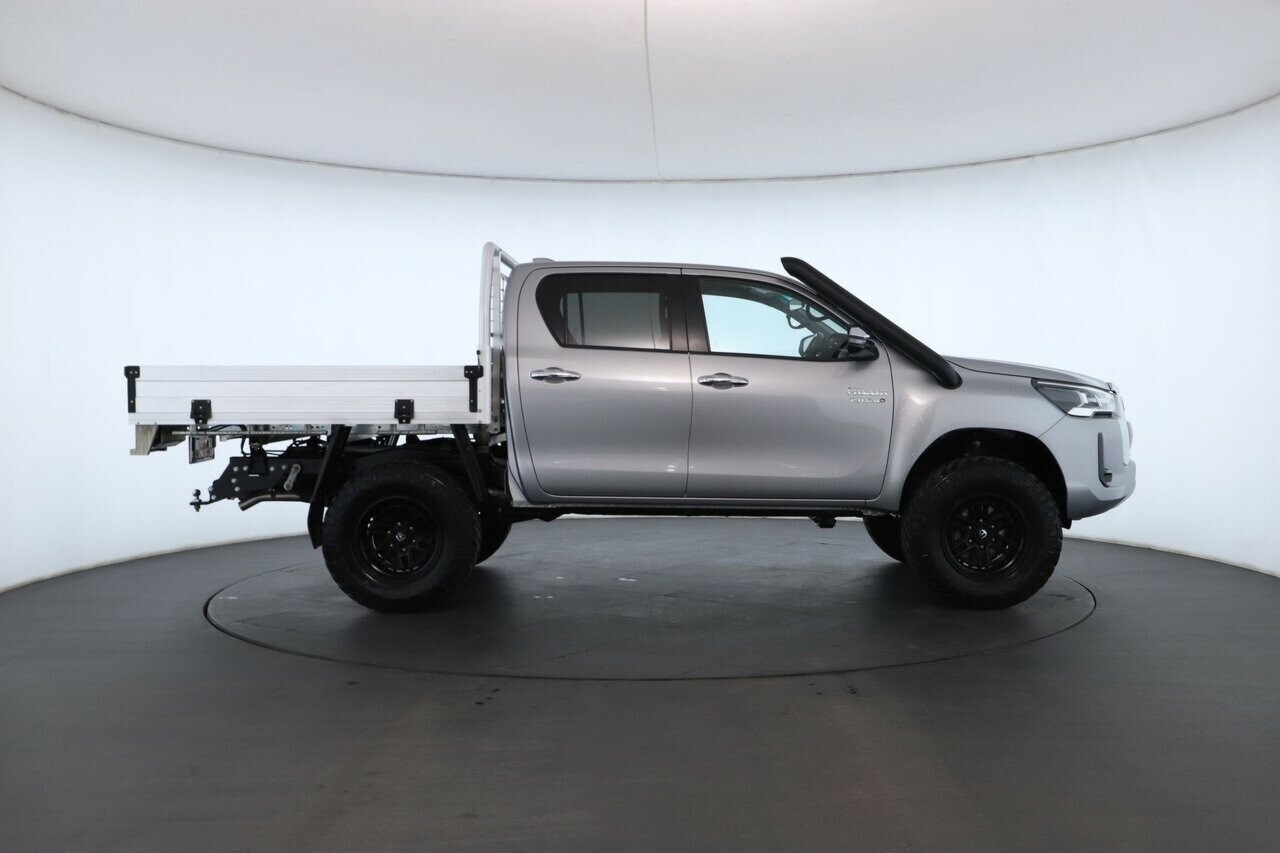 Toyota Hilux image 4