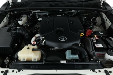 https://vehicle-cdn.autoleague.cloud/30675_61038215_7.jpg