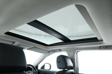 https://vehicle-cdn.autoleague.cloud/30675_61038239_37.jpg