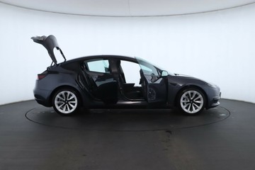 https://vehicle-cdn.autoleague.cloud/30675_61038305_2.jpg