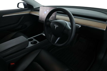 https://vehicle-cdn.autoleague.cloud/30675_61038305_21.jpg