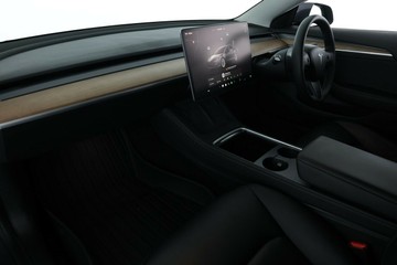 https://vehicle-cdn.autoleague.cloud/30675_61038305_31.jpg