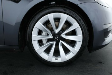 https://vehicle-cdn.autoleague.cloud/30675_61038305_4.jpg