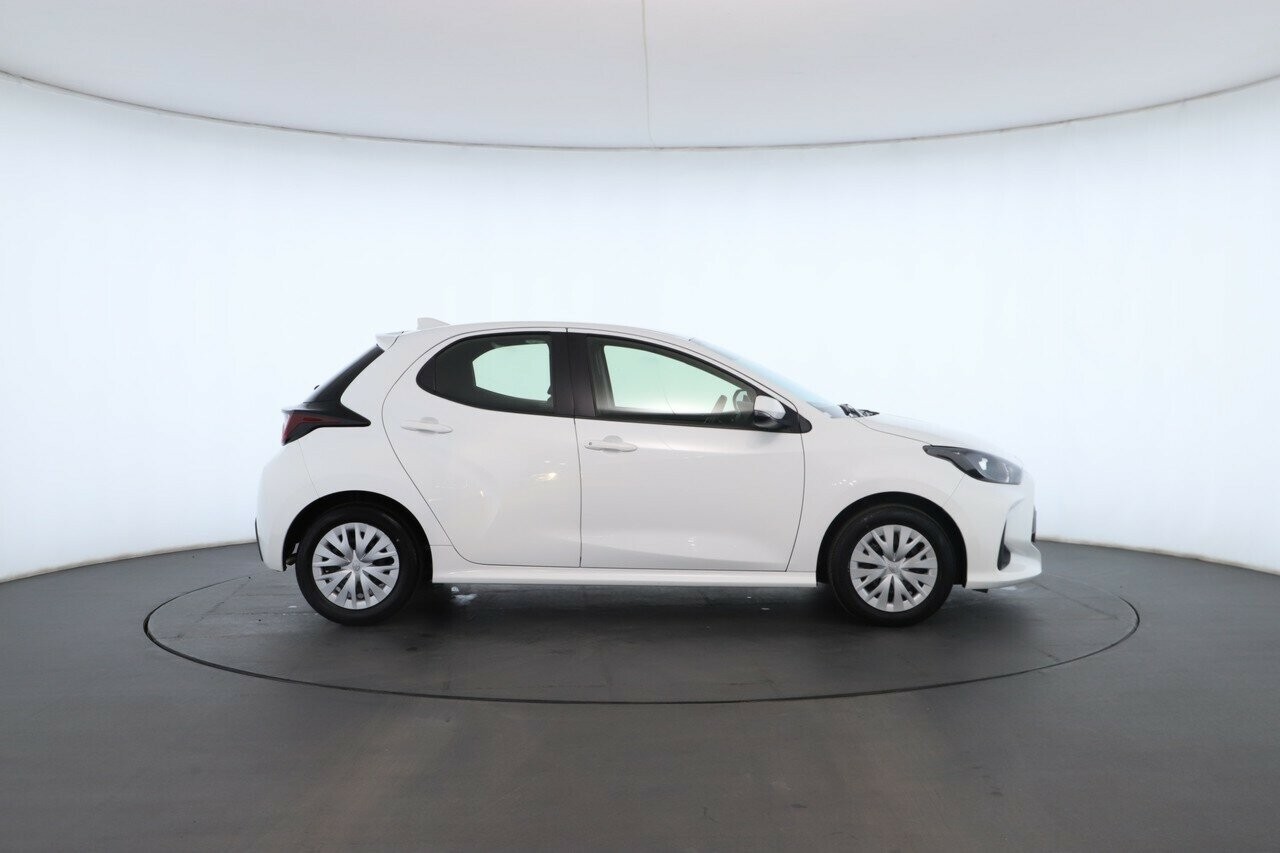 Toyota Yaris image 3