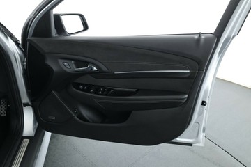 https://vehicle-cdn.autoleague.cloud/30675_61038375_18.jpg