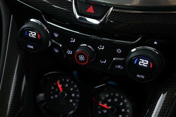 https://vehicle-cdn.autoleague.cloud/30675_61038375_27.jpg