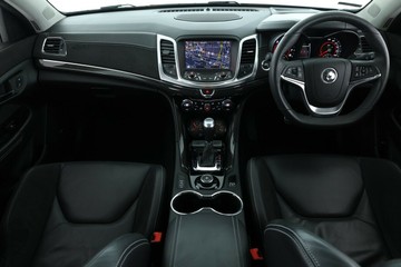https://vehicle-cdn.autoleague.cloud/30675_61038375_37.jpg