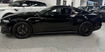 https://vehicle-cdn.autoleague.cloud/30675_61038439_6.jpg