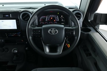 https://vehicle-cdn.autoleague.cloud/30675_61038465_22.jpg