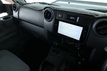 https://vehicle-cdn.autoleague.cloud/30675_61038465_24.jpg