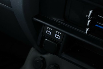 https://vehicle-cdn.autoleague.cloud/30675_61038465_29.jpg