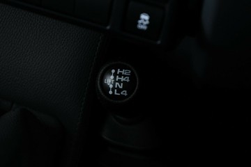 https://vehicle-cdn.autoleague.cloud/30675_61038465_31.jpg