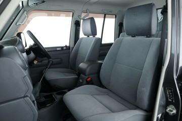 https://vehicle-cdn.autoleague.cloud/30675_61038465_34.jpg