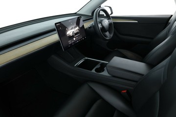 https://vehicle-cdn.autoleague.cloud/30675_61038470_25.jpg