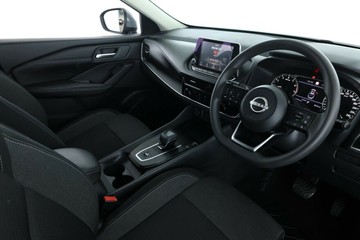 https://vehicle-cdn.autoleague.cloud/30675_61038534_20.jpg