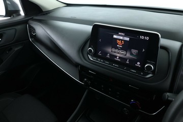 https://vehicle-cdn.autoleague.cloud/30675_61038534_23.jpg