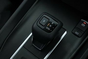 https://vehicle-cdn.autoleague.cloud/30675_61038534_28.jpg