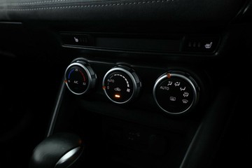 https://vehicle-cdn.autoleague.cloud/30675_61038545_26.jpg