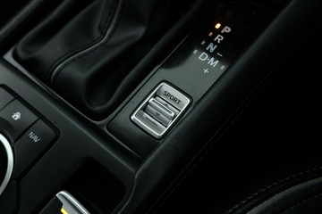 https://vehicle-cdn.autoleague.cloud/30675_61038545_28.jpg