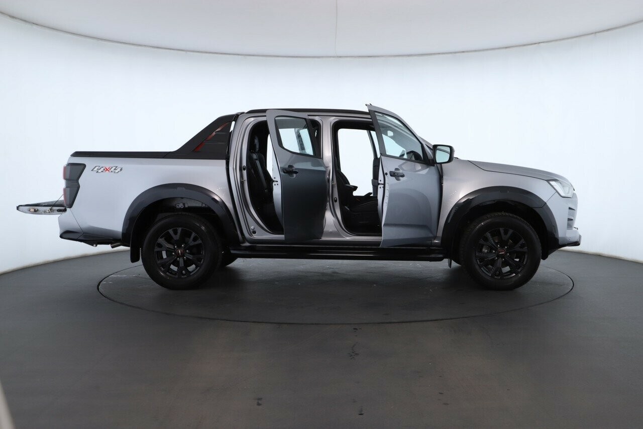 Isuzu D-max image 2