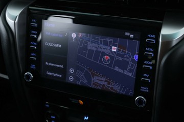 https://vehicle-cdn.autoleague.cloud/30675_61038562_24.jpg