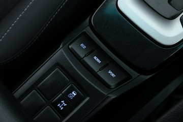 https://vehicle-cdn.autoleague.cloud/30675_61038562_30.jpg