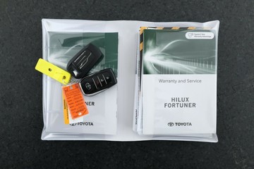 https://vehicle-cdn.autoleague.cloud/30675_61038562_38.jpg