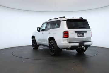 https://vehicle-cdn.autoleague.cloud/30675_61038563_12.jpg
