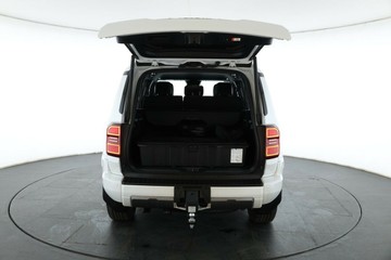 https://vehicle-cdn.autoleague.cloud/30675_61038563_14.jpg