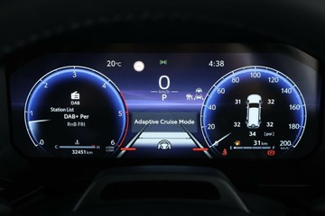 https://vehicle-cdn.autoleague.cloud/30675_61038563_22.jpg