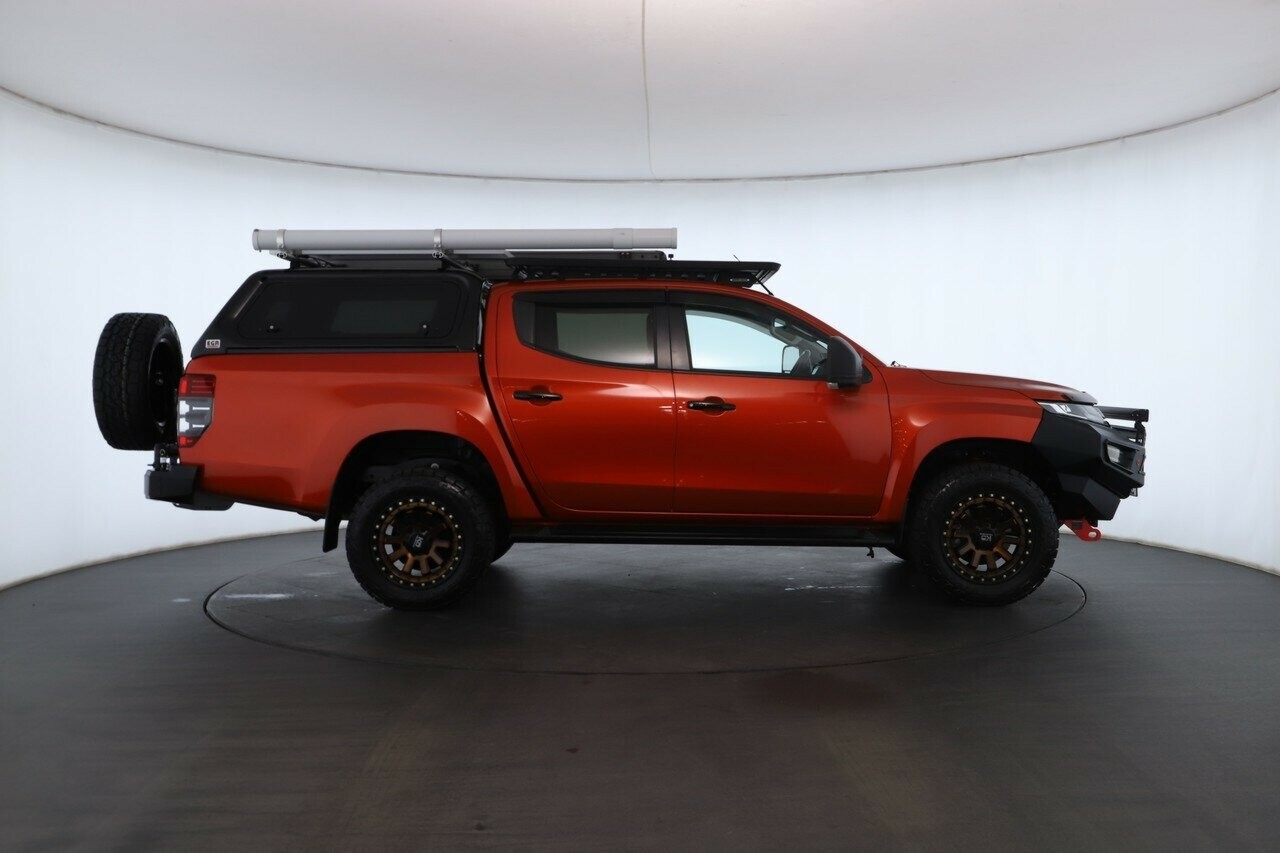 Mitsubishi Triton image 3