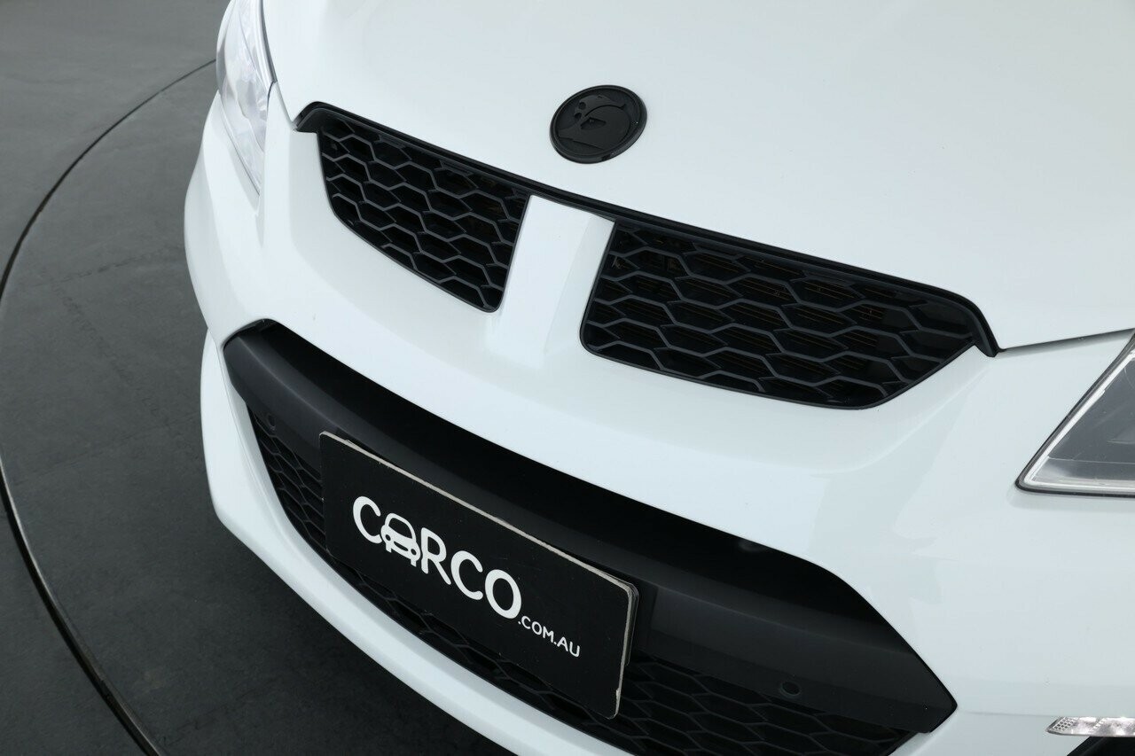 Holden Special Vehicles Clubsport image 4