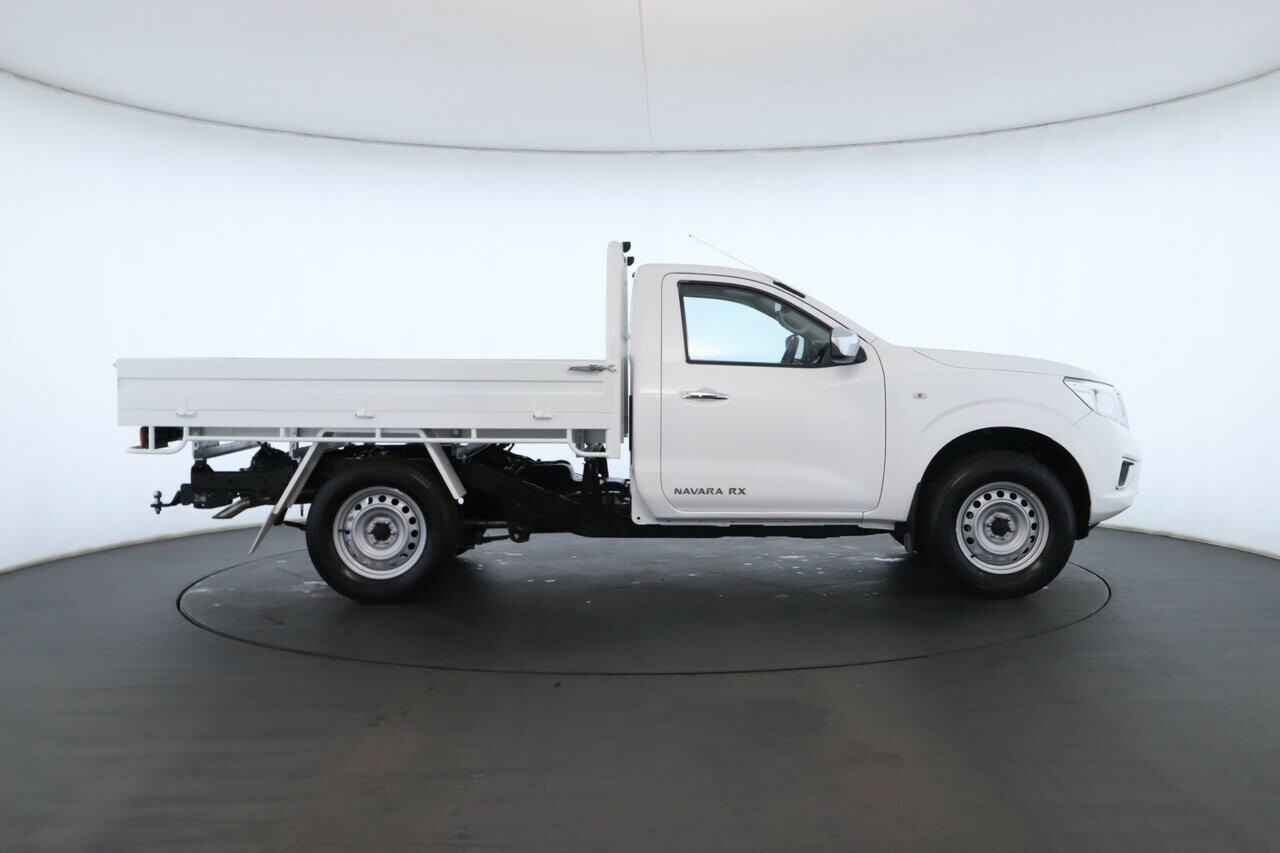 Nissan Navara image 3