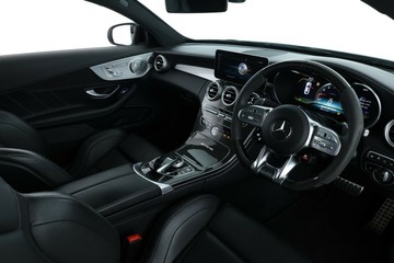 https://vehicle-cdn.autoleague.cloud/30675_61038636_21.jpg