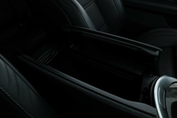 https://vehicle-cdn.autoleague.cloud/30675_61038636_32.jpg