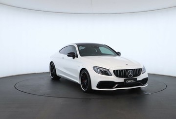 https://vehicle-cdn.autoleague.cloud/30675_61038636_5.jpg