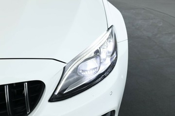 https://vehicle-cdn.autoleague.cloud/30675_61038636_9.jpg