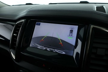 https://vehicle-cdn.autoleague.cloud/30675_61038657_26.jpg