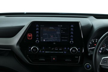 https://vehicle-cdn.autoleague.cloud/30675_61038665_25.jpg