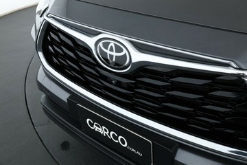 https://vehicle-cdn.autoleague.cloud/30675_61038665_8.jpg