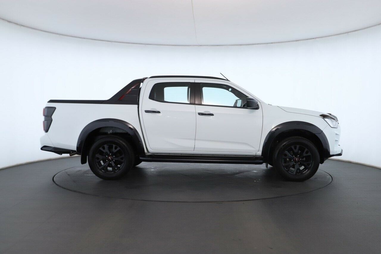 Isuzu D-max image 3