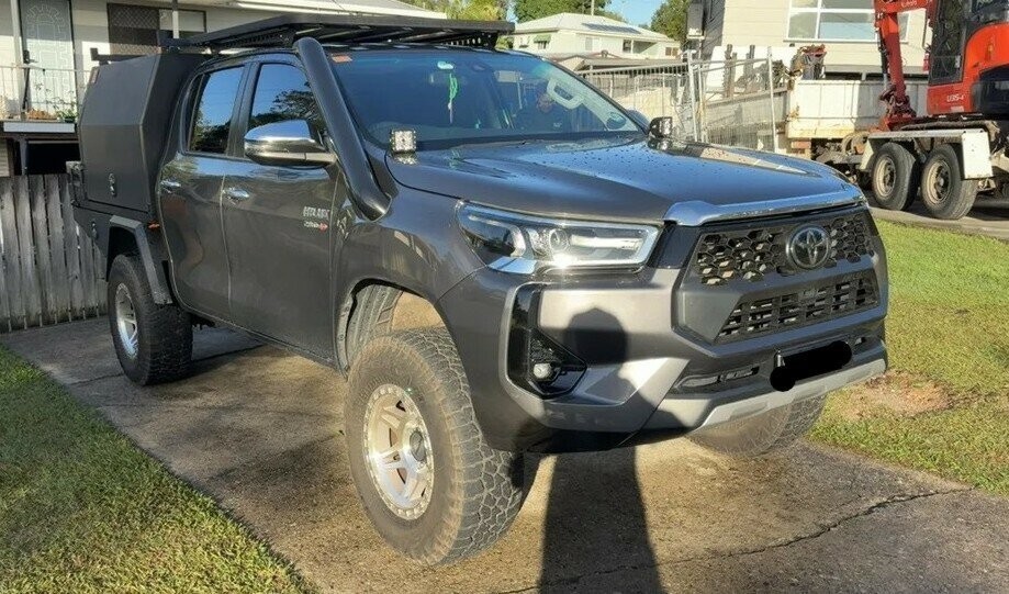 Toyota Hilux image 3