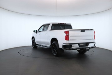 https://vehicle-cdn.autoleague.cloud/30675_61038725_13.jpg