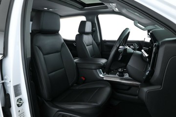 https://vehicle-cdn.autoleague.cloud/30675_61038725_19.jpg